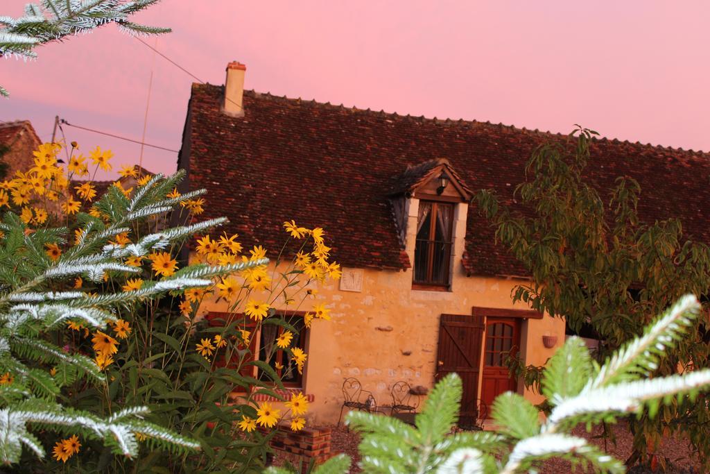 Gites A L'Ombre Des Chenes Châteauvieux Zimmer foto